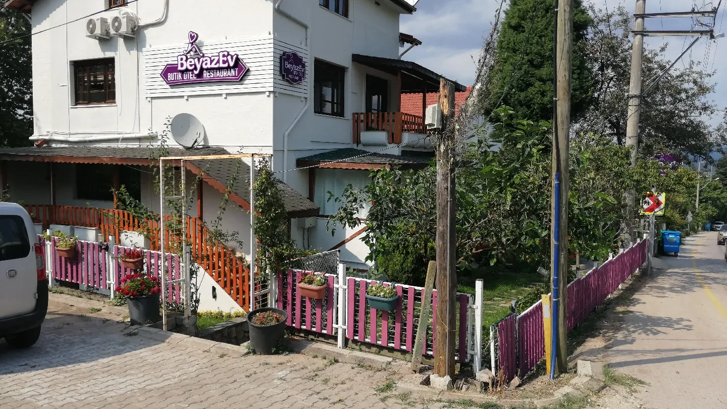 Beyaz Ev Butik Otel Restaurant