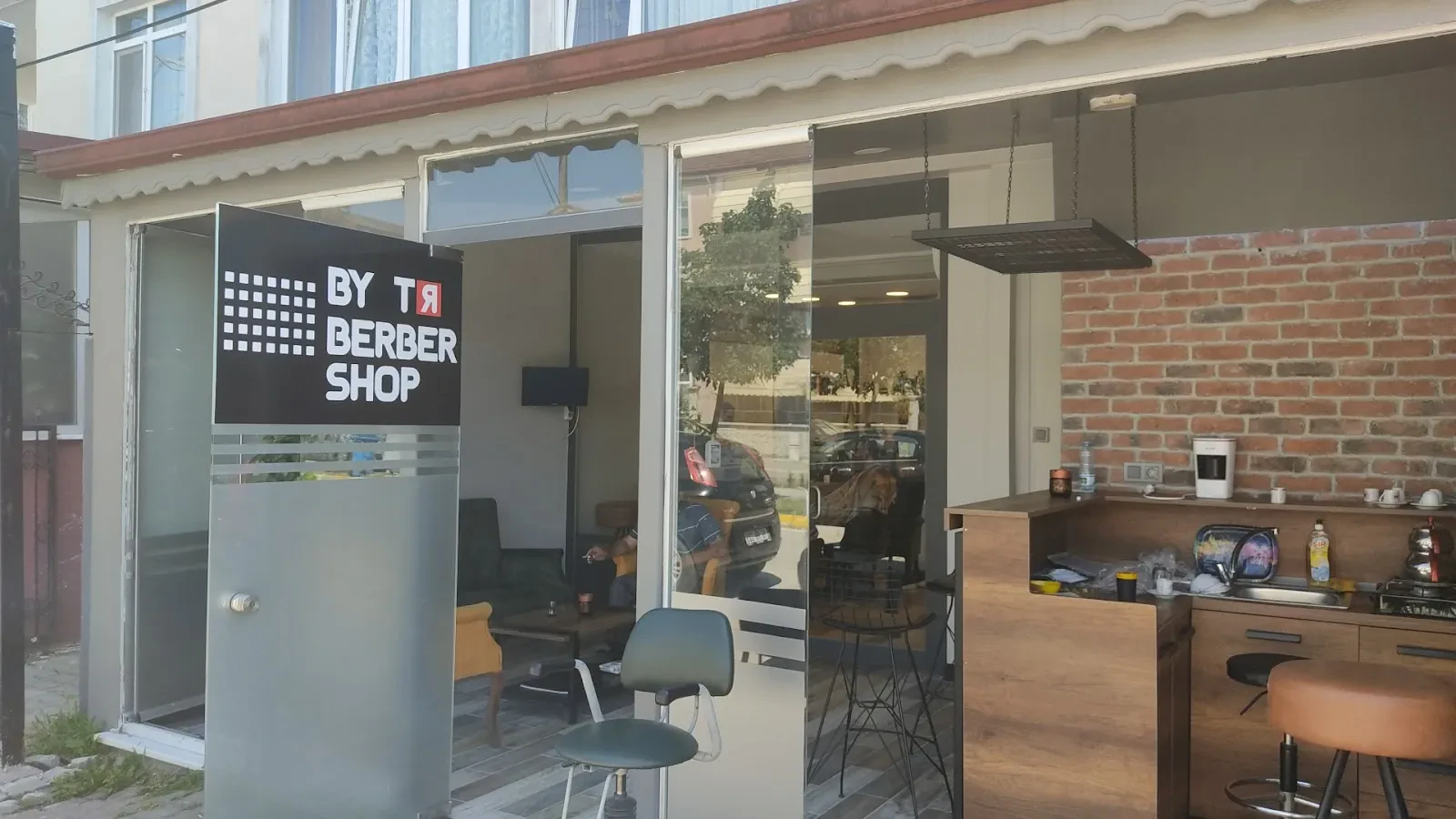 BY TR BERBER SHOP fotoğraf 3