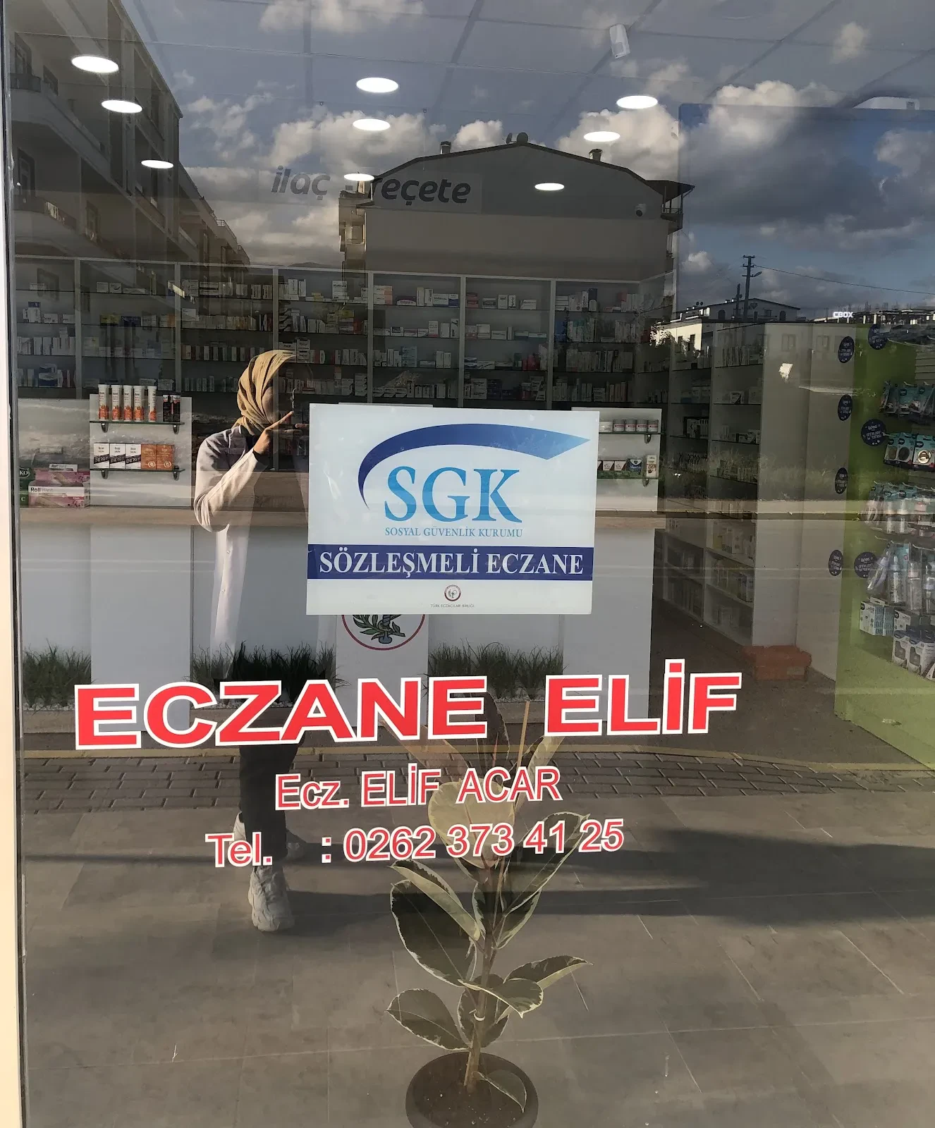 Elif Eczanesi fotoğraf 1