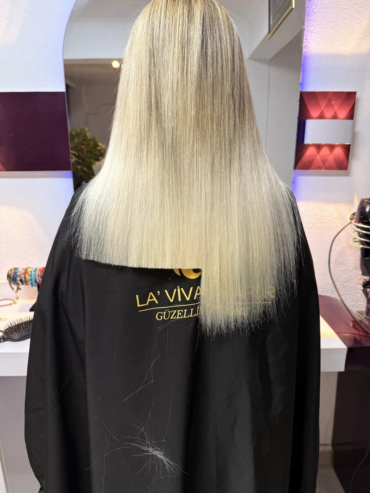 LA'VİVA KUAFÖR & GÜZELLİK SALONU fotoğraf 1