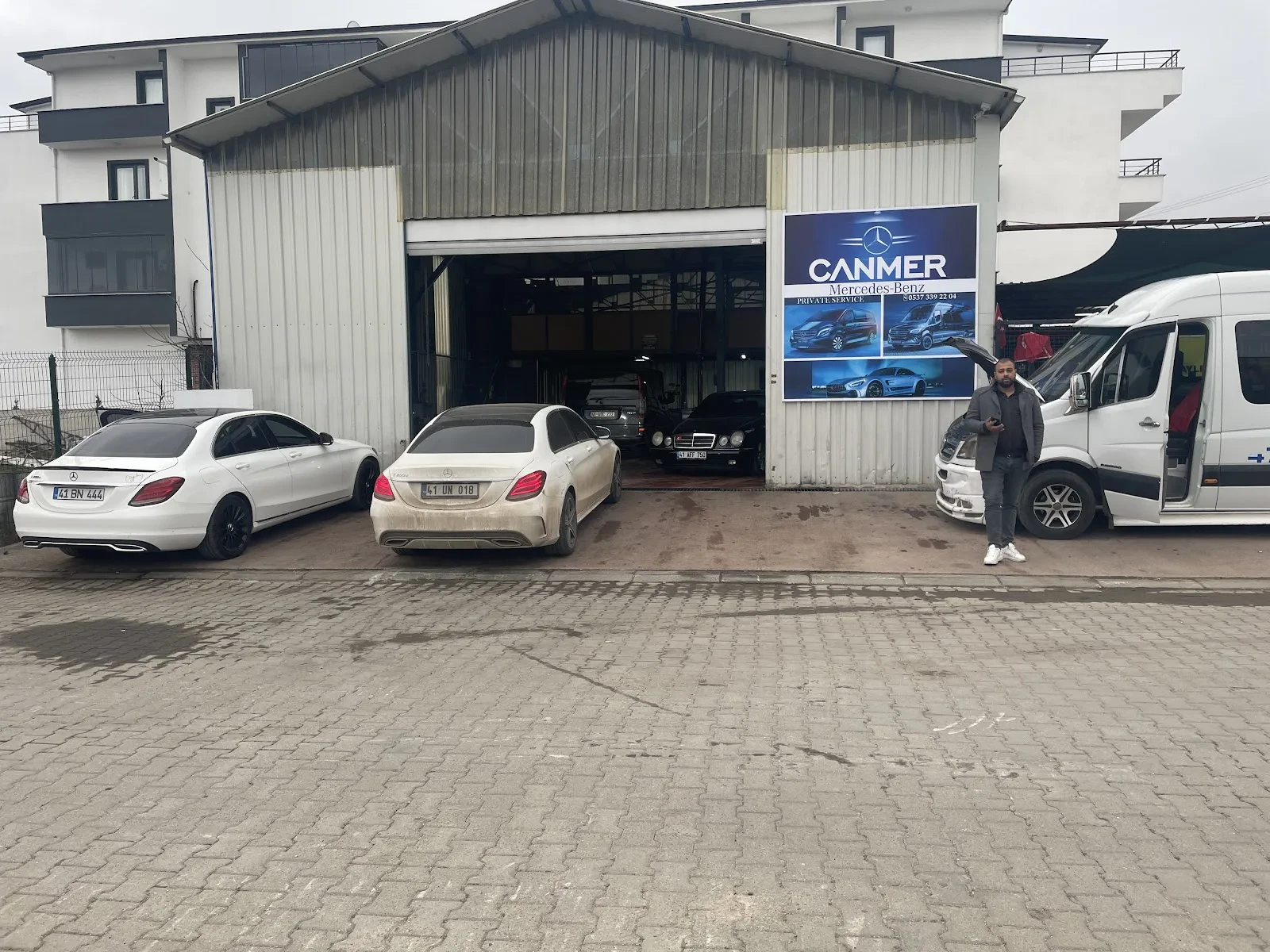 CAN MER MERCEDES BENZ SERVİSİ fotoğraf 1