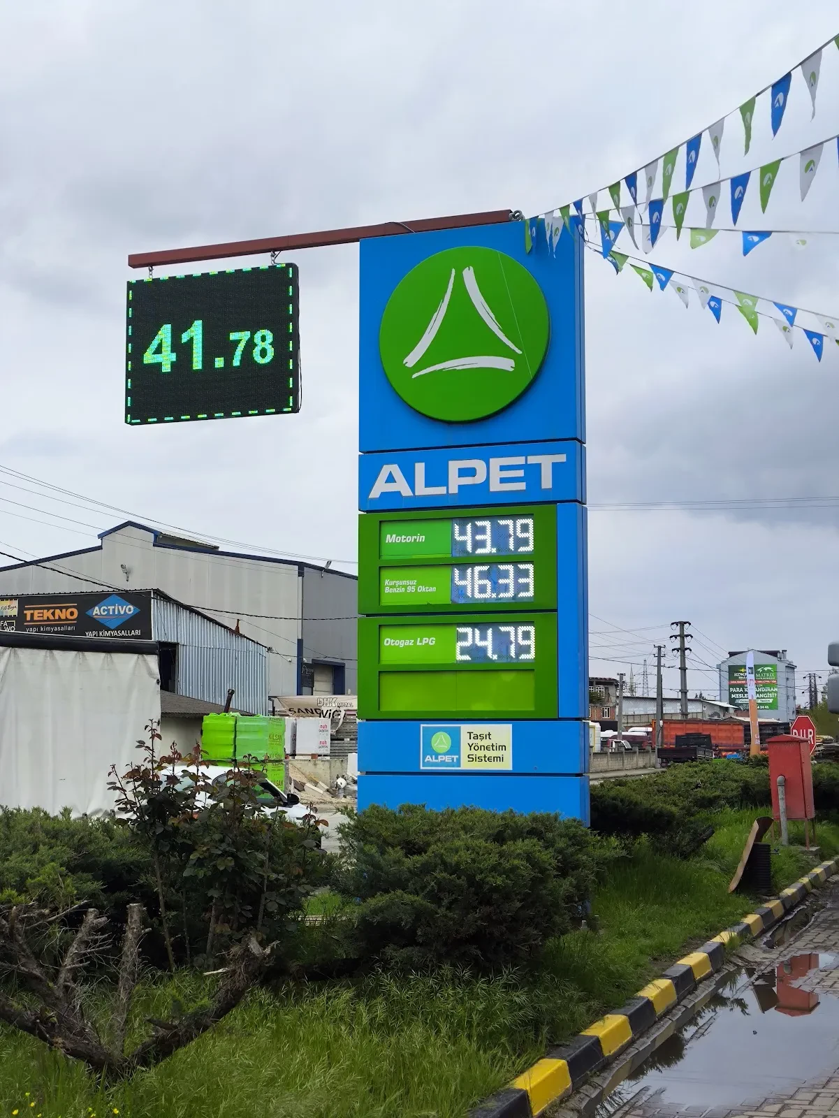 Alpet - Altaş Petrol fotoğraf 1