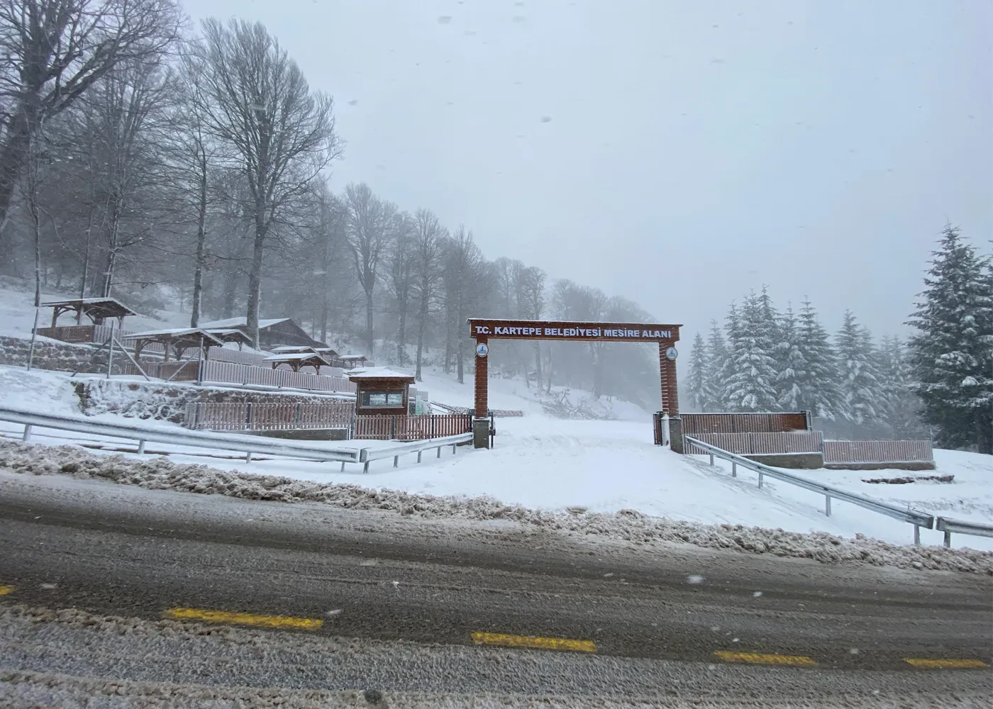 Kartepe Belediyesi Mesire Alanı fotoğraf 1